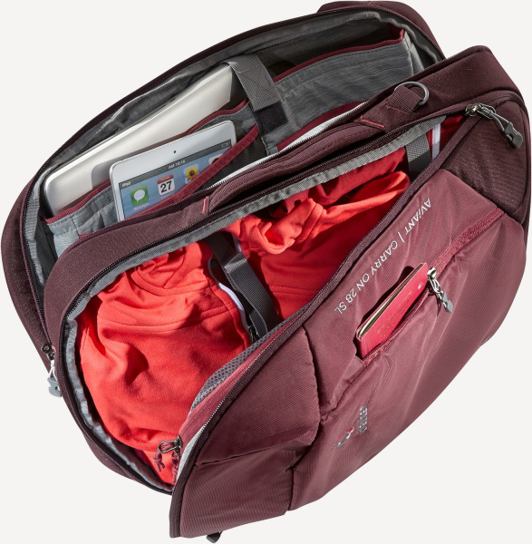 Рюкзак Deuter Aviant Carry On 28 SL (Maron-Aubergine)